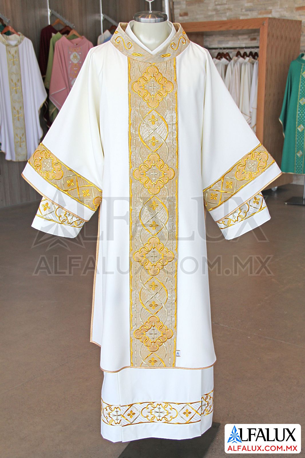 02 ROYAL Alfalux Dalmatica Alba Central Blanco  (1)